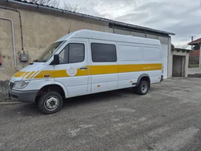 Mercedes-Benz Sprinter 413 4X4